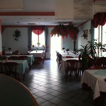 Zur Burg Eltz Hotel Moselkern Kültér fotó