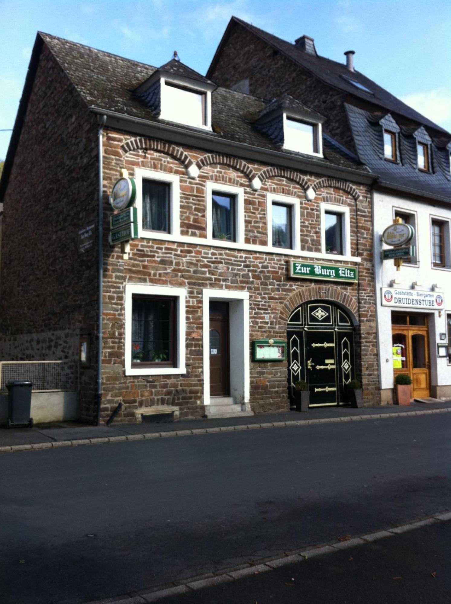 Zur Burg Eltz Hotel Moselkern Kültér fotó